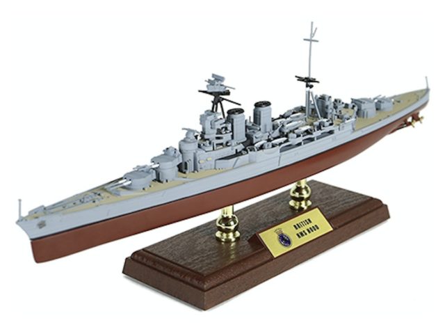 BATTLESHIP HMS BATTLECRUISER HOOD 490 x 180 x 170 mm