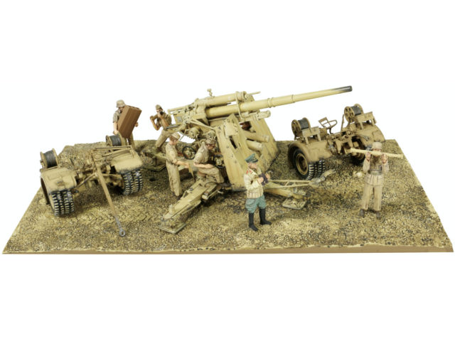 GERMAN KRUPP FLAK 88 WITH FLAK ROHR 18 GUNBARREL & Sd.202 TOW VEHICLE 1942