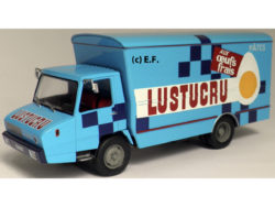 Berliet STRADAIR 20 FOURGON LUSTUCRU 1968