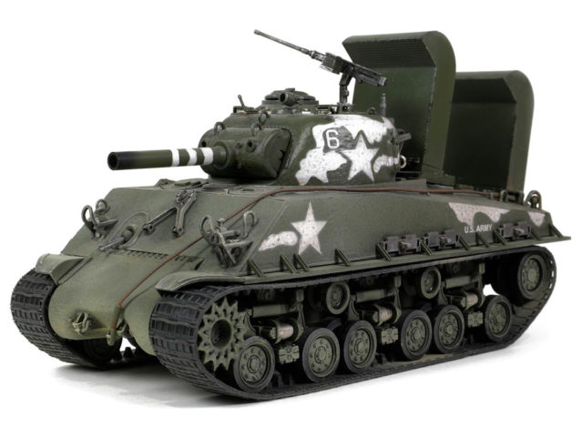 Sherman M4A3 (105) HVSS U.S. MEDIUM TANK 1945 WITH DEEP WADING GEAR